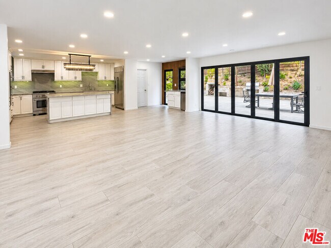 Foto del edificio - 5308 Blanco Ave