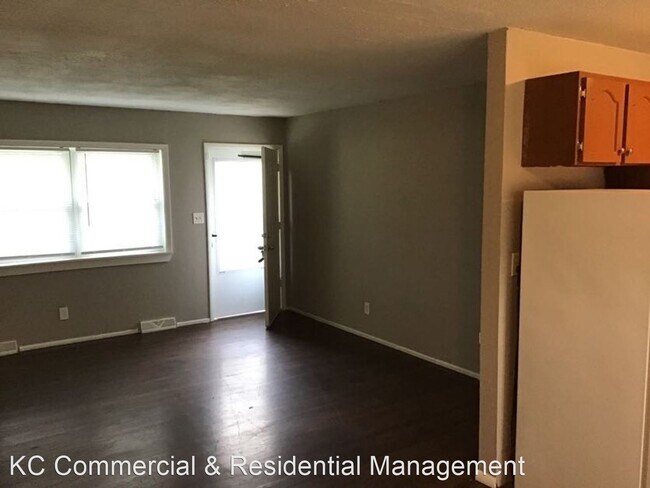 Building Photo - 3 br, 1 bath House - 7007 E 85th Terrace
