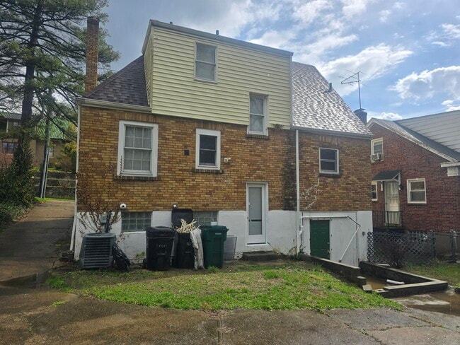 Foto del edificio - 4426 Schulte Dr