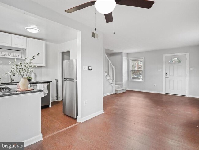 Foto del edificio - 2236 Arlington Terrace