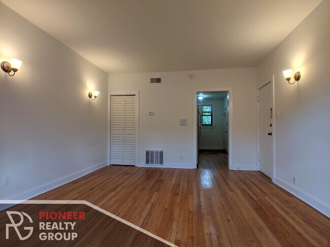 Foto del edificio - 4036 N Ashland Ave