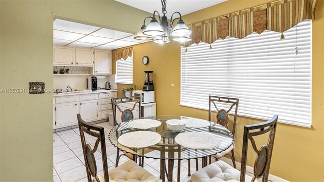 Building Photo - 2031 Dewey St