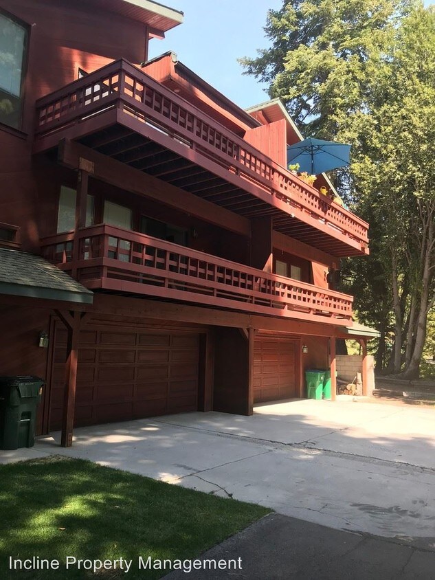 Primary Photo - 681-683 Wilson Way