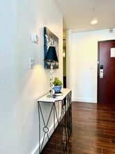 Building Photo - Redwood Place