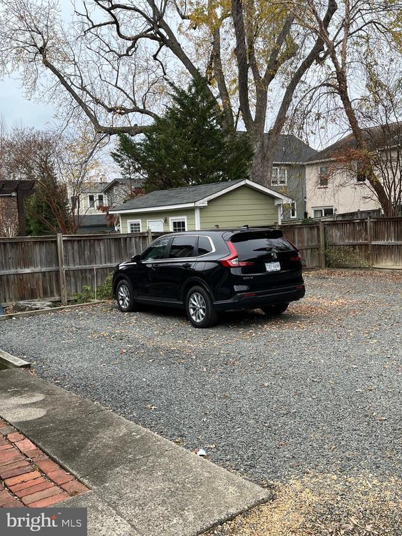 Foto principal - 112 E Howell Ave