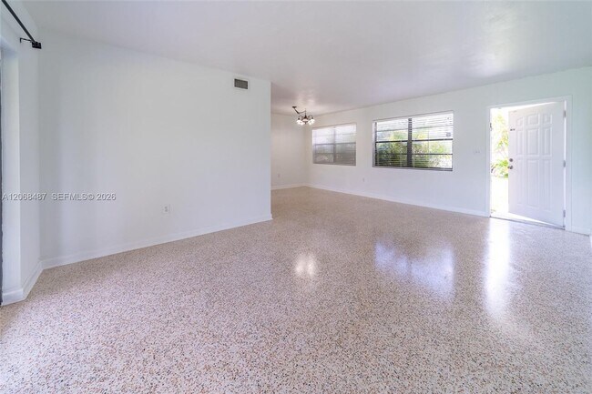 Building Photo - 4361 SW 97th Ct