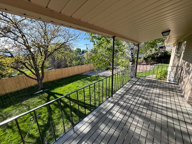 Foto del edificio - 697 N 1020 E