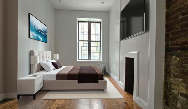 Building Photo - 523 W 156th St