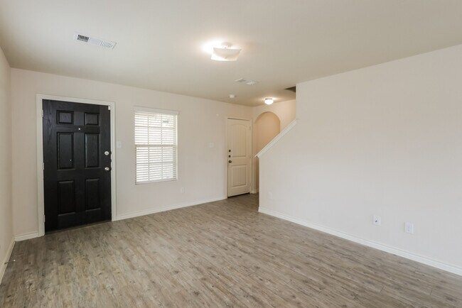 Foto del edificio - 1407 Starling Ln