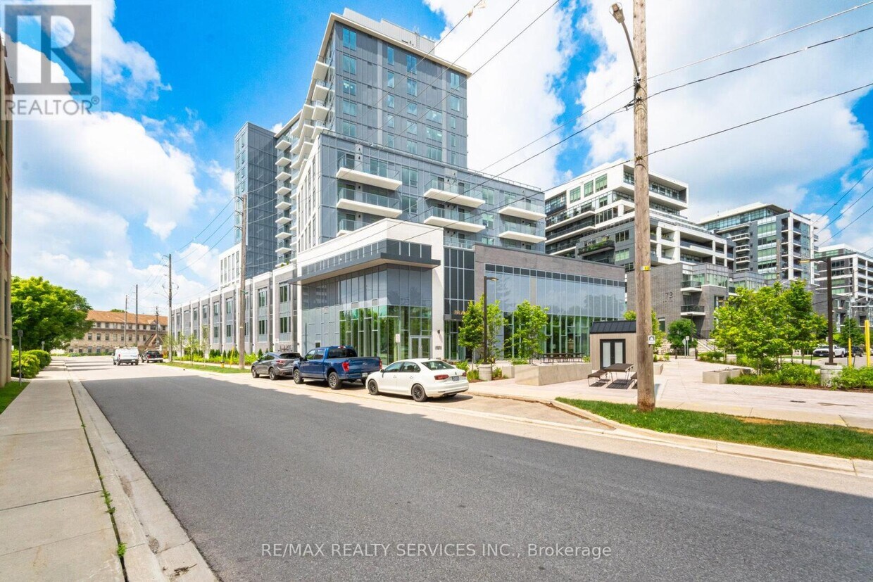 Primary Photo - 93 Arthur St S