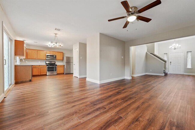 Building Photo - 14706 Jewel Meadow Dr