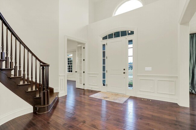 Building Photo - 4454 Panthera Leo Dr
