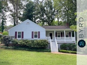 Building Photo - 902 Hartford Ln