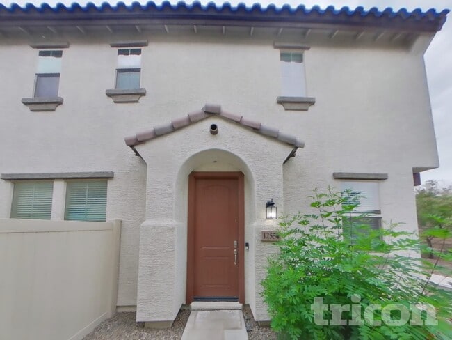 Building Photo - 12554 W Hummingbird Terrace