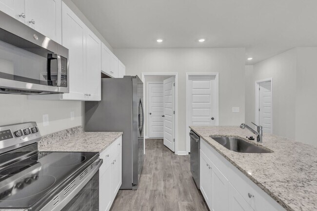 Building Photo - Single Family Home - Long Term Rental