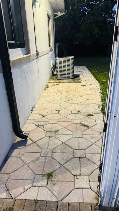 Building Photo - 1055 NW 153rd St