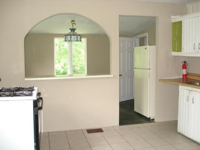 Building Photo - 5765 Hillside Dr NW