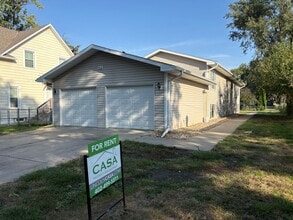 Building Photo - 808 Peach St