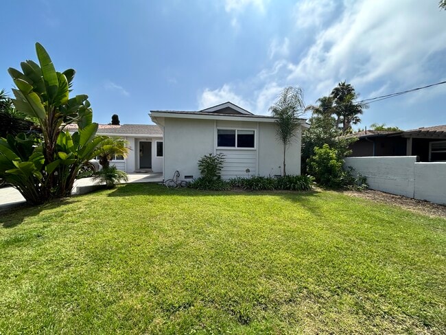 Building Photo - 781 Saxony Rd