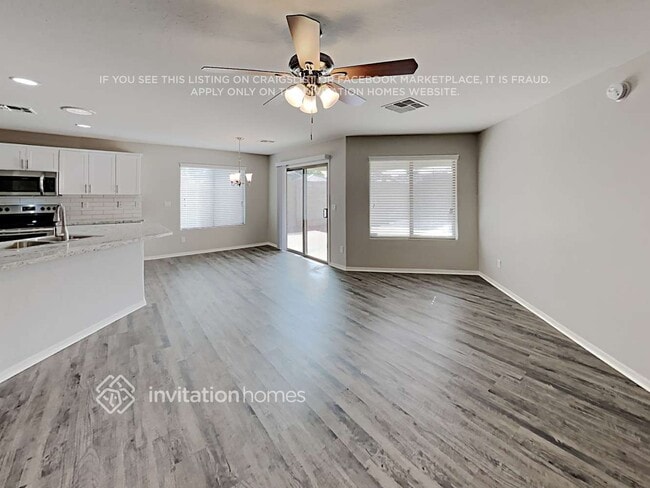 Foto del edificio - 1991 W Sunshine Butte Dr