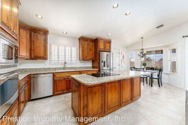 Building Photo - 3 br, 2 bath House - 9567 E Blue Ridge Mou...