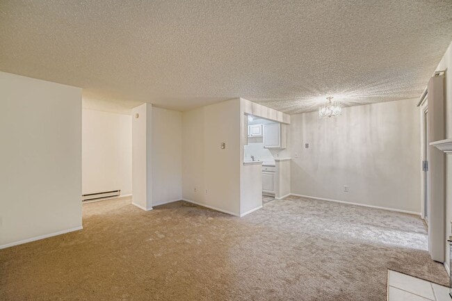 Building Photo - Top-Floor 1Bed/1Bath Apartment in Federal ...