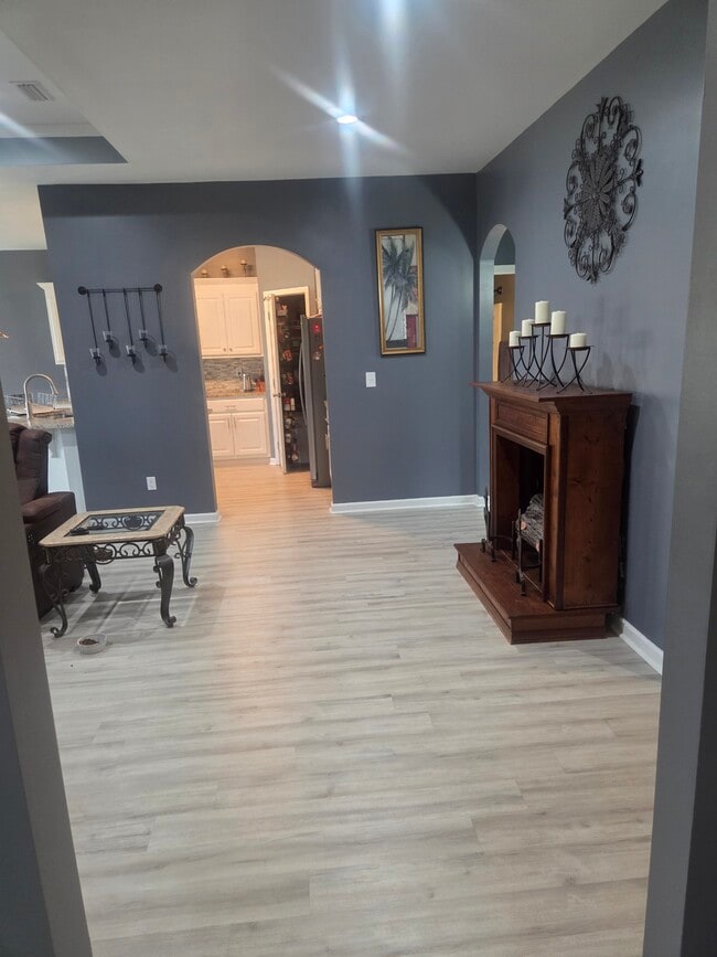 Building Photo - 6970 Co Rd 55