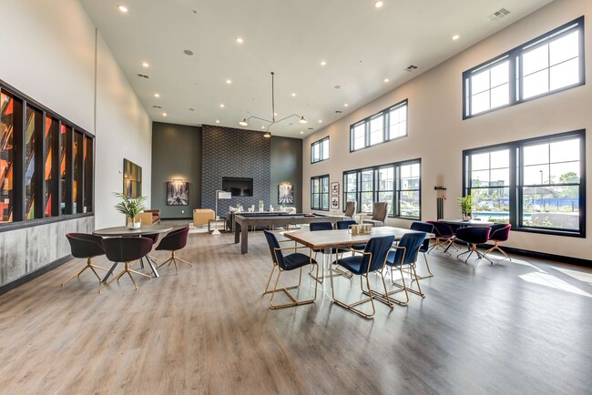Salón para residentes - Lofts at Norton Crossing