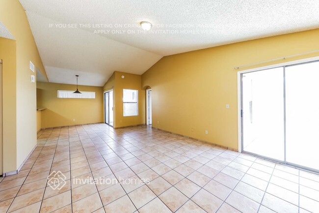Building Photo - 4545 N 67th Ave