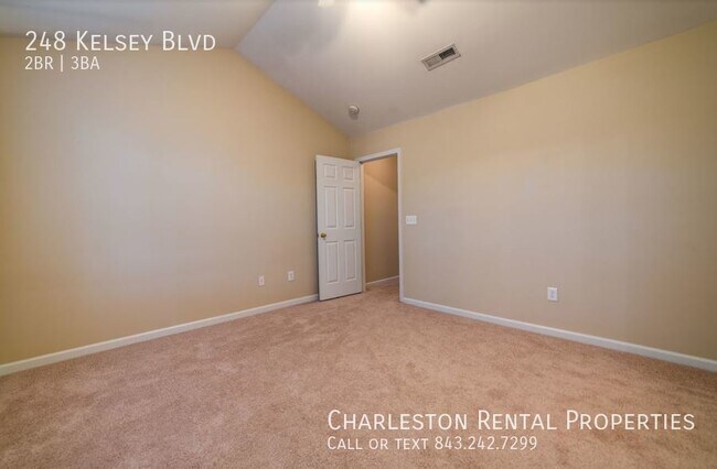 Foto del edificio - 248 Kelsey Blvd