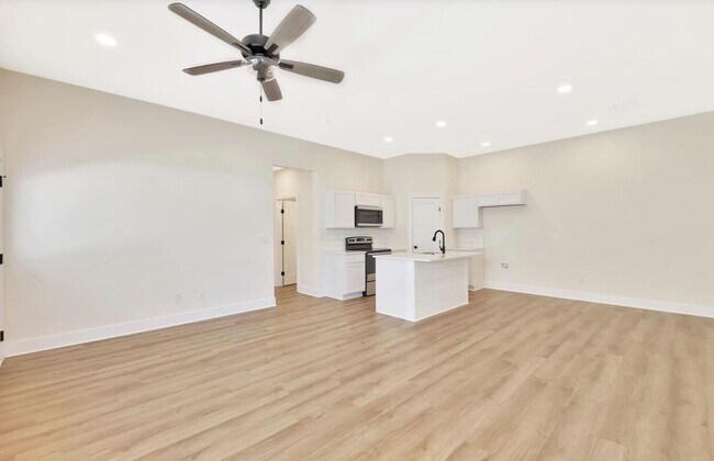 Foto del edificio - 17005 W Kashmir St