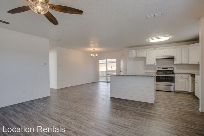 Building Photo - 3 br, 2 bath House - 2514 108th Drive