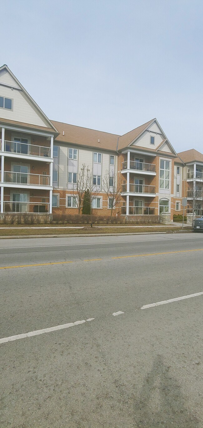 Building Photo - 136 Aspen Springs Dr