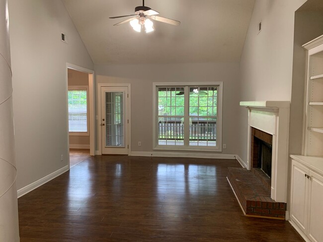Building Photo - One Level 4 Bedroom Brick Home on N. Colle...