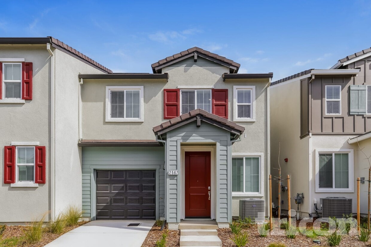 Foto principal - 2567 Gold Brk St