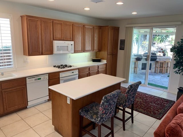 Foto del edificio - 12571 Carmel Canyon Rd