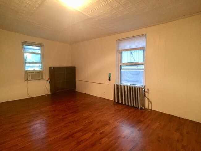 Foto del edificio - 345 Berry St