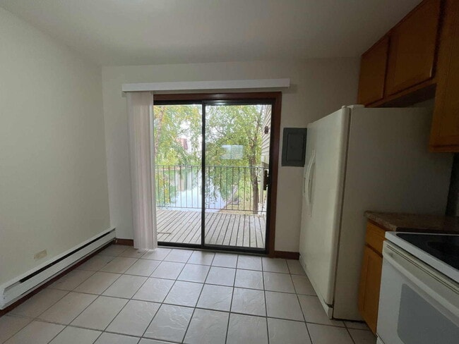 Foto del edificio - 202 N Waters Edge Dr