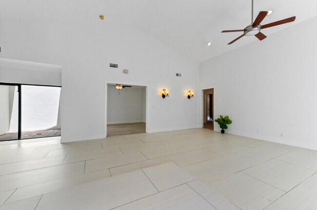 Foto del edificio - 21757 Contado Rd