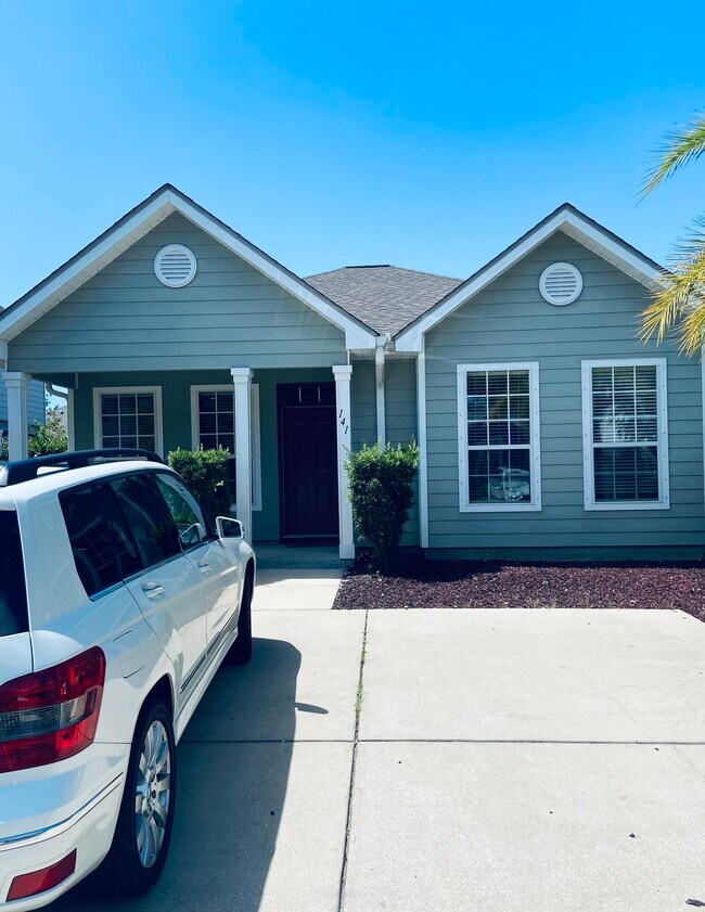 Foto del edificio - 141 Water Oaks Loop