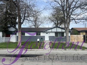Building Photo - 1335 S Lowell St