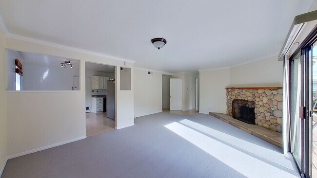 Building Photo - Updated 3 Bed / 2 Bath Goleta Home - Walk ...