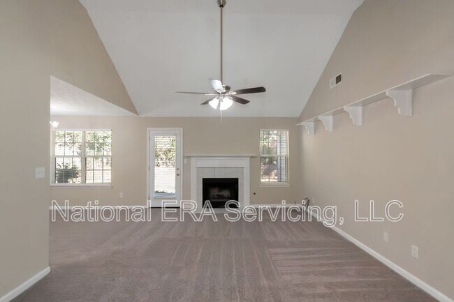 Foto del edificio - 123 Willow Springs Ln