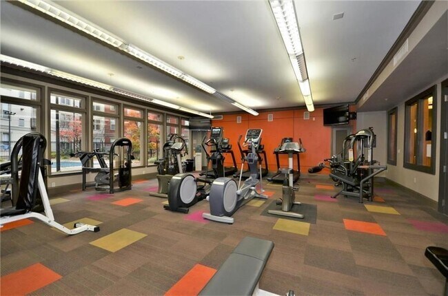 Foto del edificio - 1000 Providence Pl