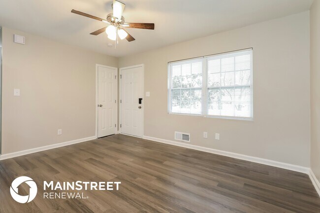 Building Photo - 8294 Marlborough Dr