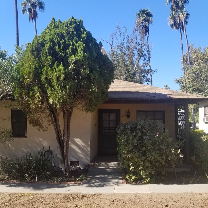 1279 E Washington Blvd Unit 1279, Pasadena, CA 91104 Apartments in