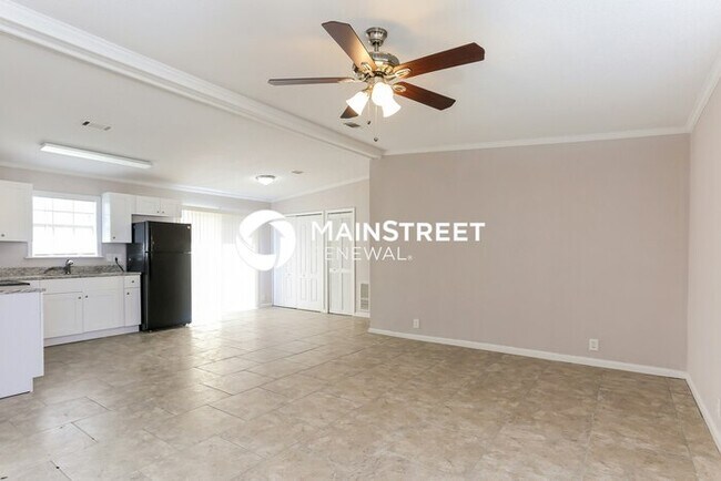 Building Photo - 3 Bedroom Pet-Friendly Home in Lake Worth,...