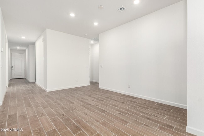 Building Photo - 17818 W Vogel Ave