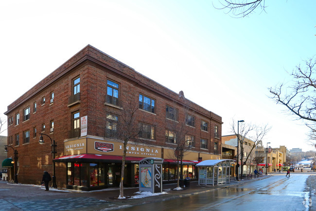 Building Photo - 639-651 State St