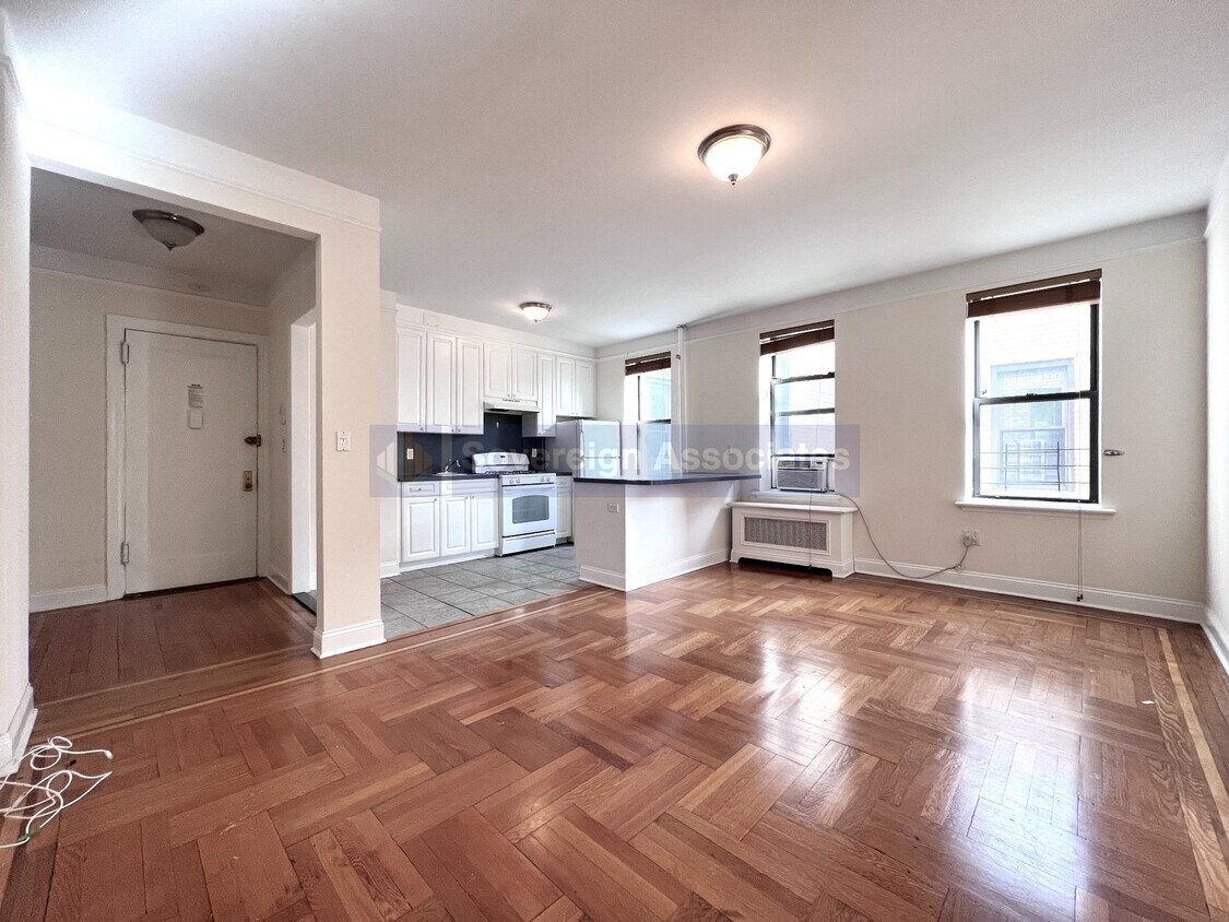 105 Pinehurst Avenue Room for Rent in New York, NY